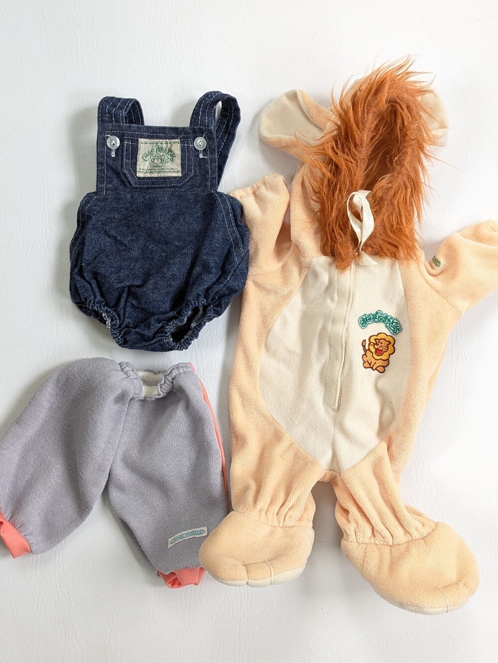 Lot Of Cabbage Patch Kids Dolls Clothing 1984